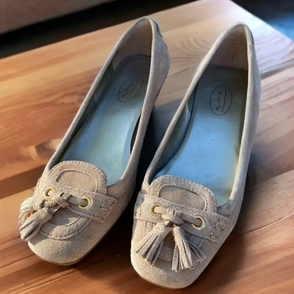 Talbots Suede Kiltie Tassel Loafer Pumps Tan Beige Size 5.5B